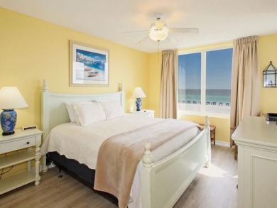 Bedroom with King Bed